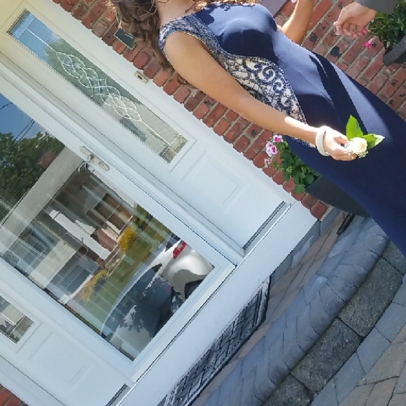 Navy prom gown!! - Picture 5 of 6